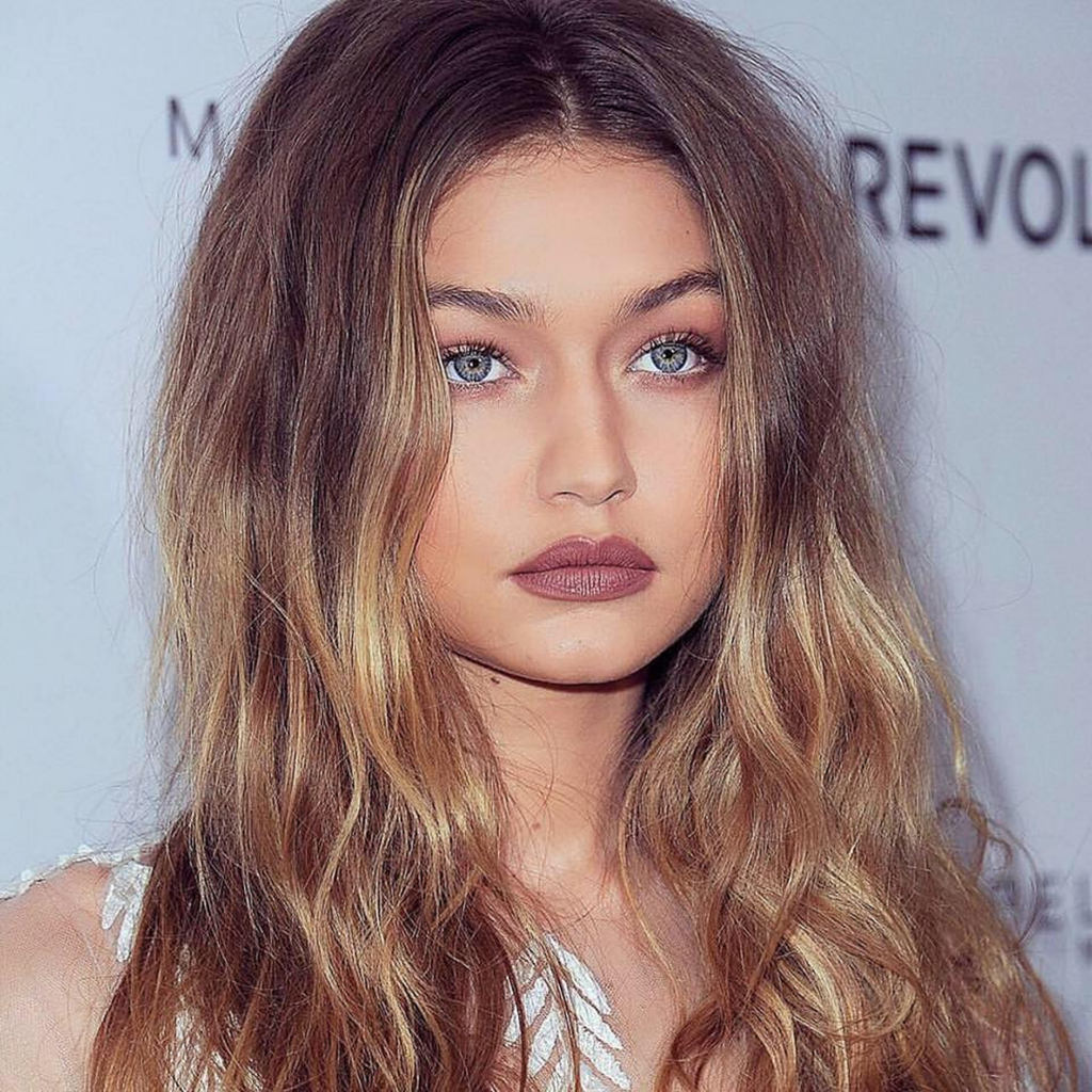Gigi Hadid a renunțat la contul de Twitter după ce compania a fost preluată de Elon Musk