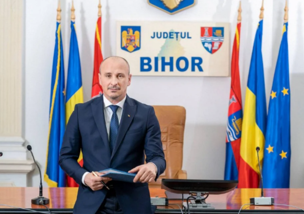 Furați: Zeci de mii de oameni din Munții Apuseni descoperă că trebuiau să aibă reducere de 50% la factura de curent din 1996.După o circulară a prefectului, primăriile luate cu asalt