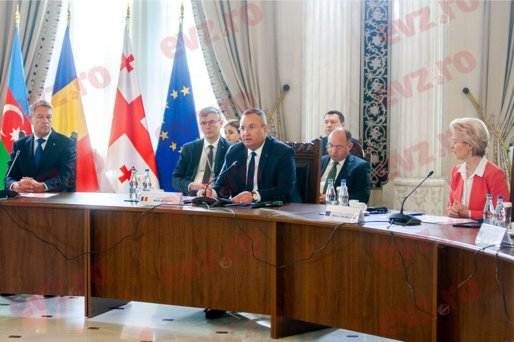 Nicolae Ciucă, după acordului semnat la București: „Avem garanții suplimentare pentru securitatea energetică a României”