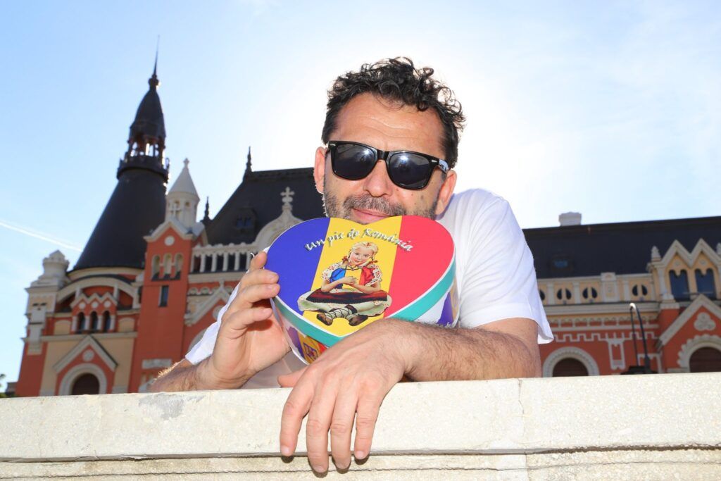 Români cu care ne mândrim în lume. Viorel Boldiș a intrat cu o poveste autobiografică despre evadarea în căutarea norocului, în manualele din Italia și Brazilia