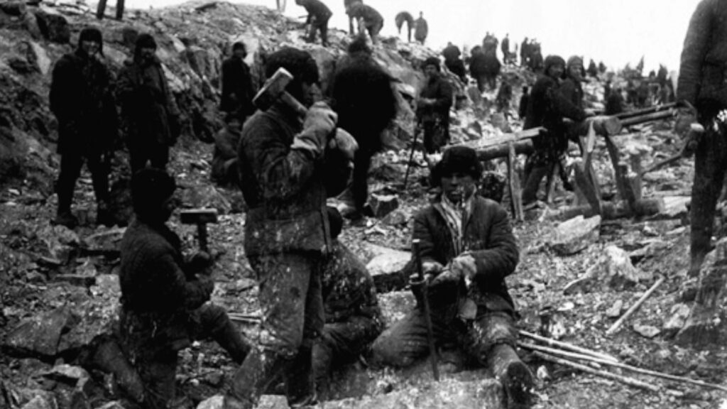 Românii, în lagărele de exterminare ale regimului hortyst. Evenimentul istoric. Video