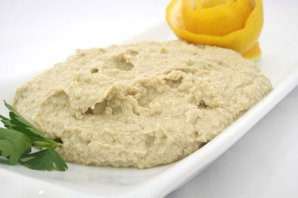 Rețete de post: humus de casă. Durează doar 30 de minute și are o mulțime de beneficii pentru sănătate