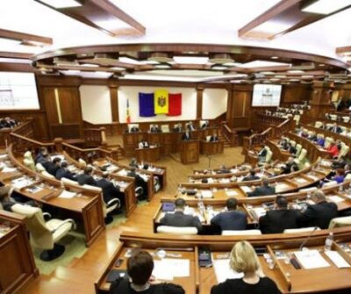 Parlamentul din Republica Moldova a votat legea care schimbă radical regulile jocului, la cererea UE