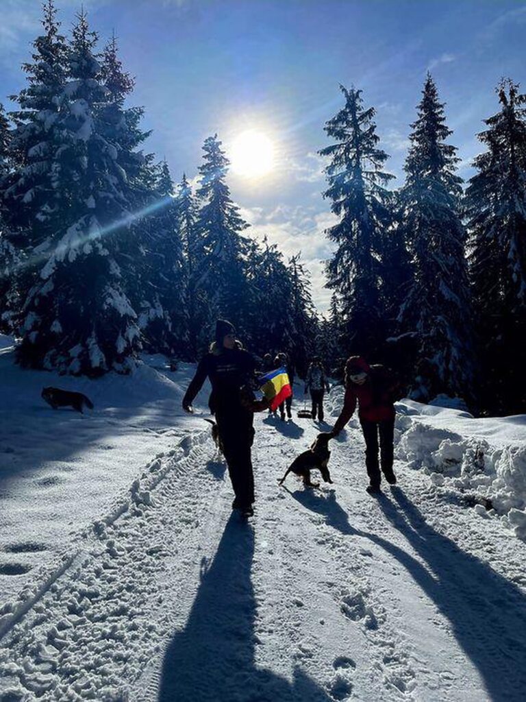 Romanița Iovan, soția aviatorului Adrian Iovan, spune că își va lăsa fiul să decidă singur dacă va deschide un proces pentru modul în care a murit tatăl său