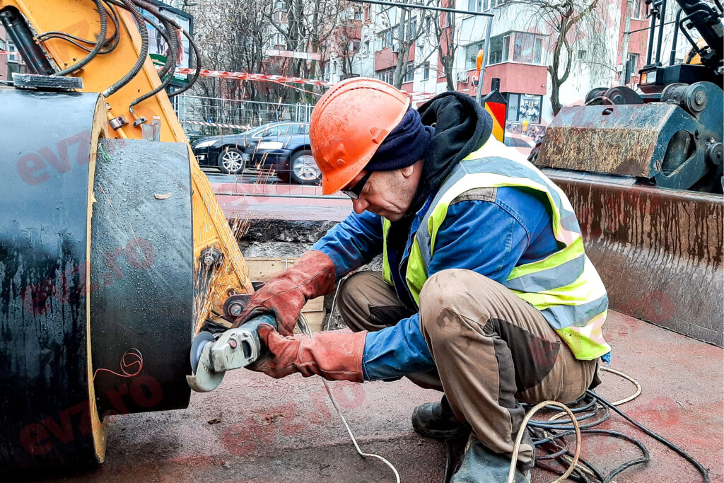 Nicuşor Dan, optimist: Peste 10 ani, nu se vor mai înregistra probleme la reţeaua de termoficare