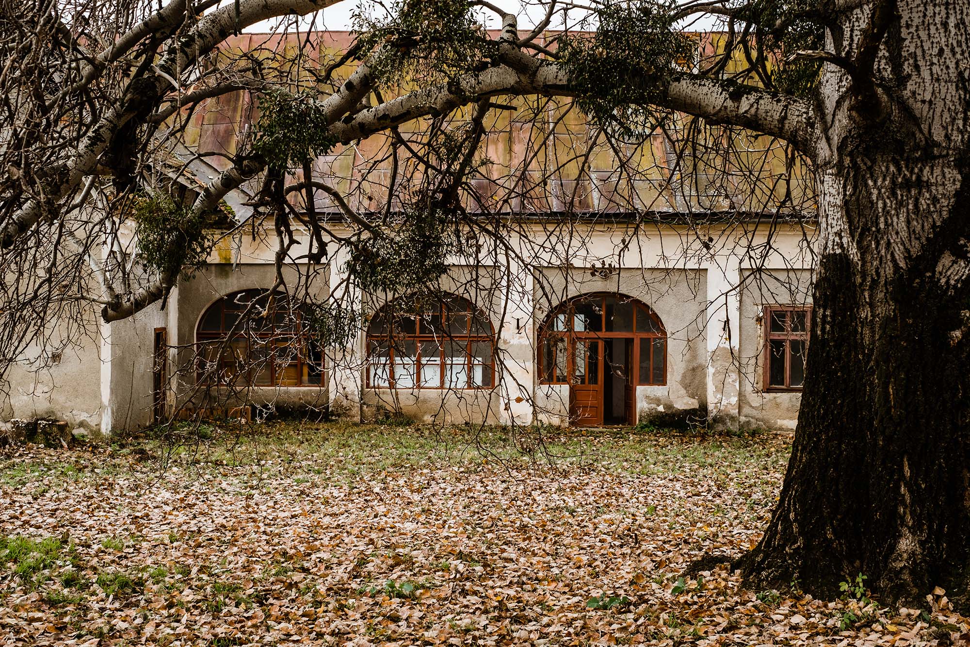 Conacul care a ascuns Coroana Ungariei se vinde mai ieftin decât o garsonieră