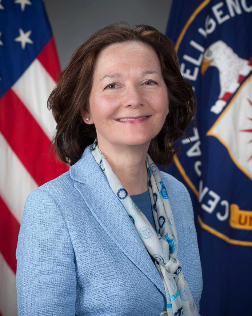 Personalul CIA a făcut un "pact sinucigaș”. Demisie în bloc, dacă Donald Trump o concedia pe directoarea Gina Haspel