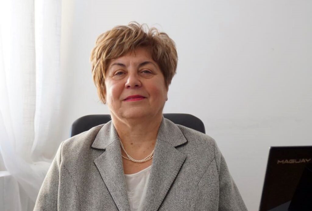 Prefectul de Bistrița, forțat să demisioneze după ce a umilit un angajat bolnav de cancer. Omul trebuia să meargă la chimioterapie