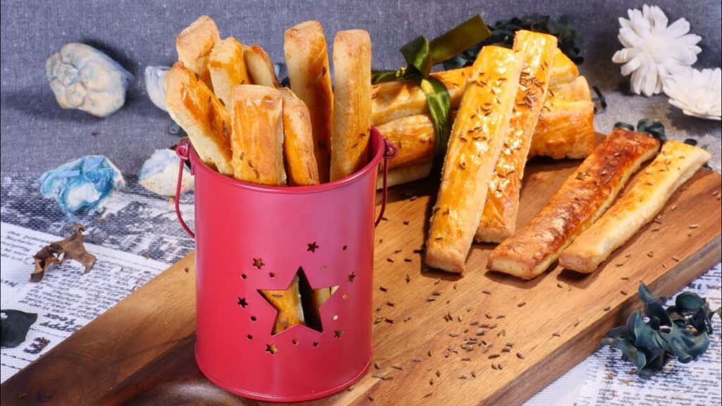 Rețetă de Răsucite cu prosciutto și cașcaval. O gustare delicioasă și ușor de făcut