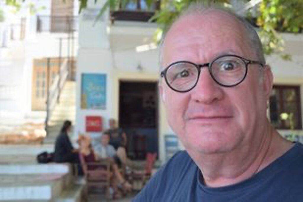 A murit Lucian Ștefănescu, DJ-ul Europei Libere. Avea doar 63 de ani!