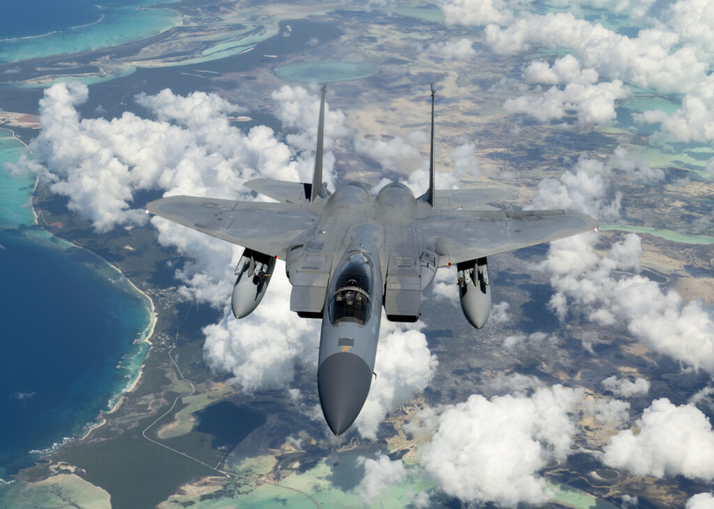 NYT: Ce sunt obiectele zburătoare doborâte de aviația americană? Pentagonul are multe întrebări decât răspunsuri