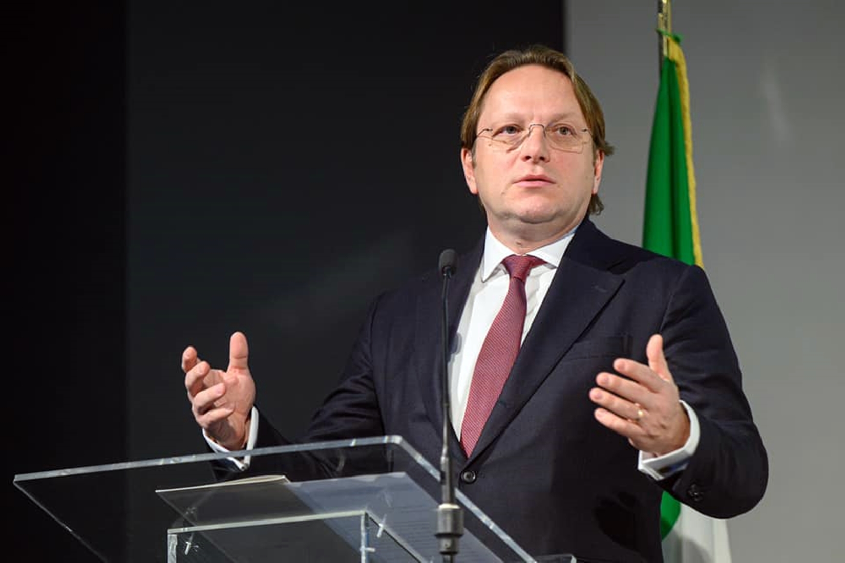 Comisia Europeană sesizată privind dezinformările despre riscurile produselor fără fum de un grup de 23 de experți europeni