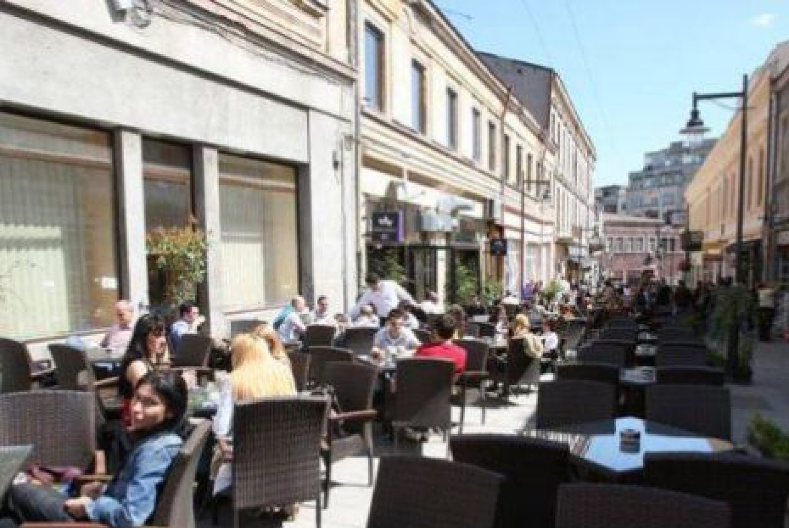 Se schimbă regulile pentru terasele amplasate pe domeniul public. Un nou regulament a intrat în dezbatere publică