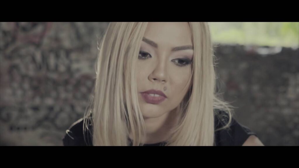 Tatăl Denisei Răducu trăiește cu o mare frică: „Cavoul i-a luat foc. Mi se rupe inima”