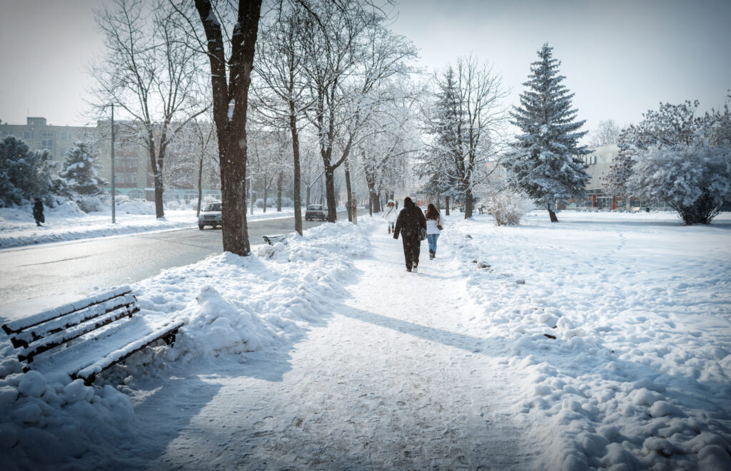 Cod galben de vreme deosebit de rece cu nopți și dimineți extrem de geroase