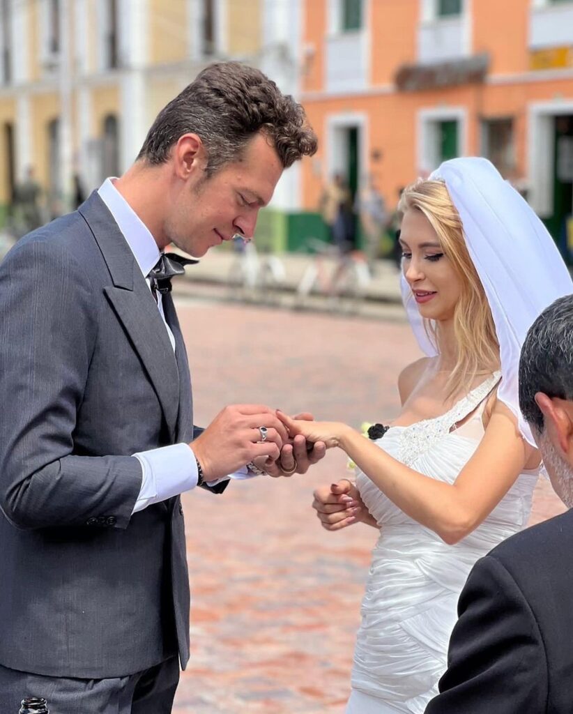 Andreea Bălan și Jean Gavril, gesturi și vorbe tot mai tandre. „Nebunule, tu vrei sa fiu soția ta pe bune”