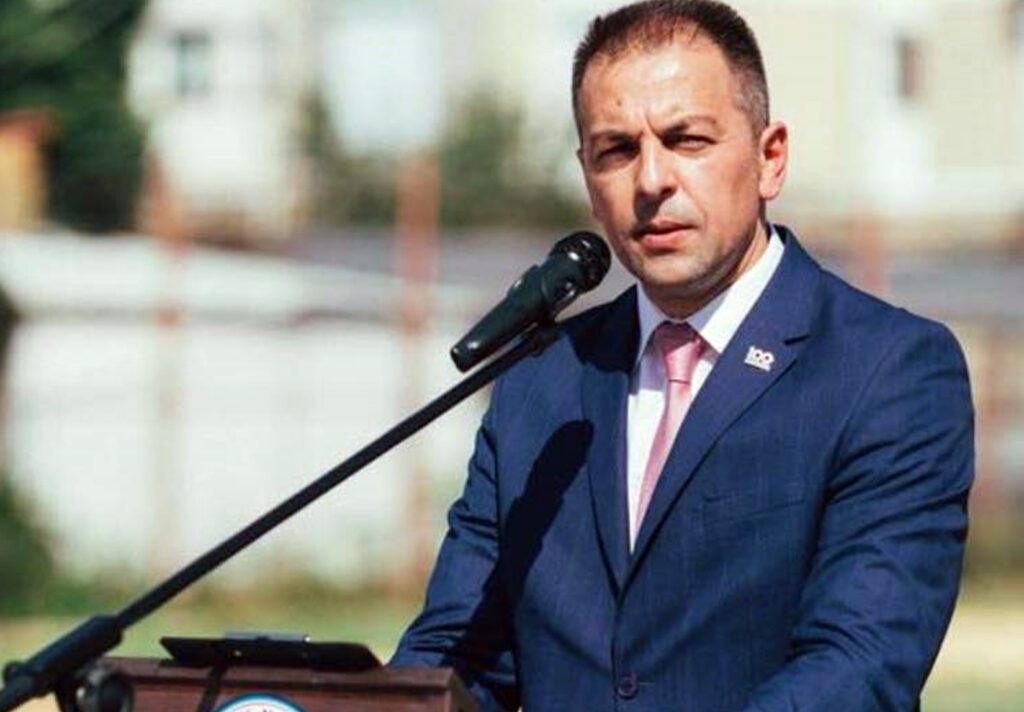 Primarul unei comunei din Bihor o face pe detectivul. Urmăritul este chiar viceprimarul