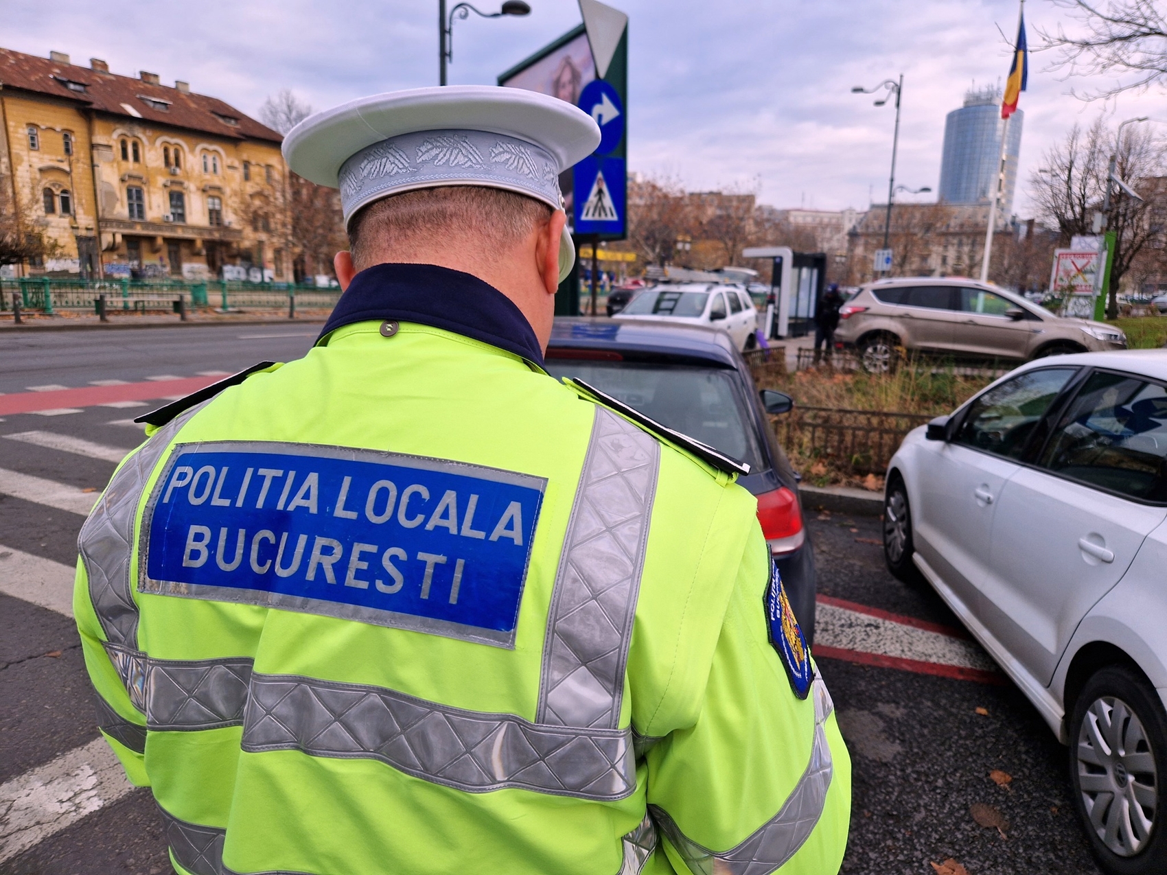 Noi percheziții la primăria lui Negoiță. Poliția Locală și funcționarii, vizați de ancheta DNA