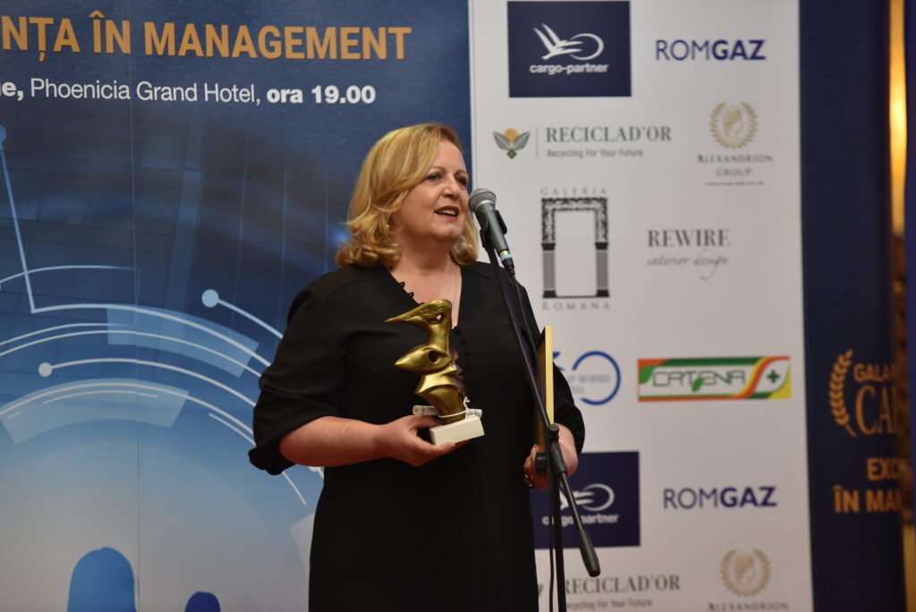 Gala Excelenței în Management, Milica Madadi, Fundația Rădăcini Grup: „Bursierii absolvenți ai primelor generații sunt studenți la facultăți renumite”