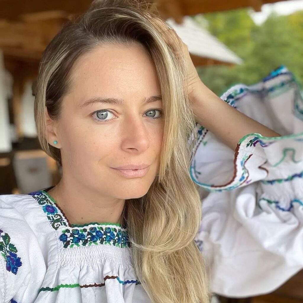 Cum a redescoperit Laura Cosoi bucuria Paștelui catolic. Și-a adus aminte de copilărie și de timpul petrecut în familie