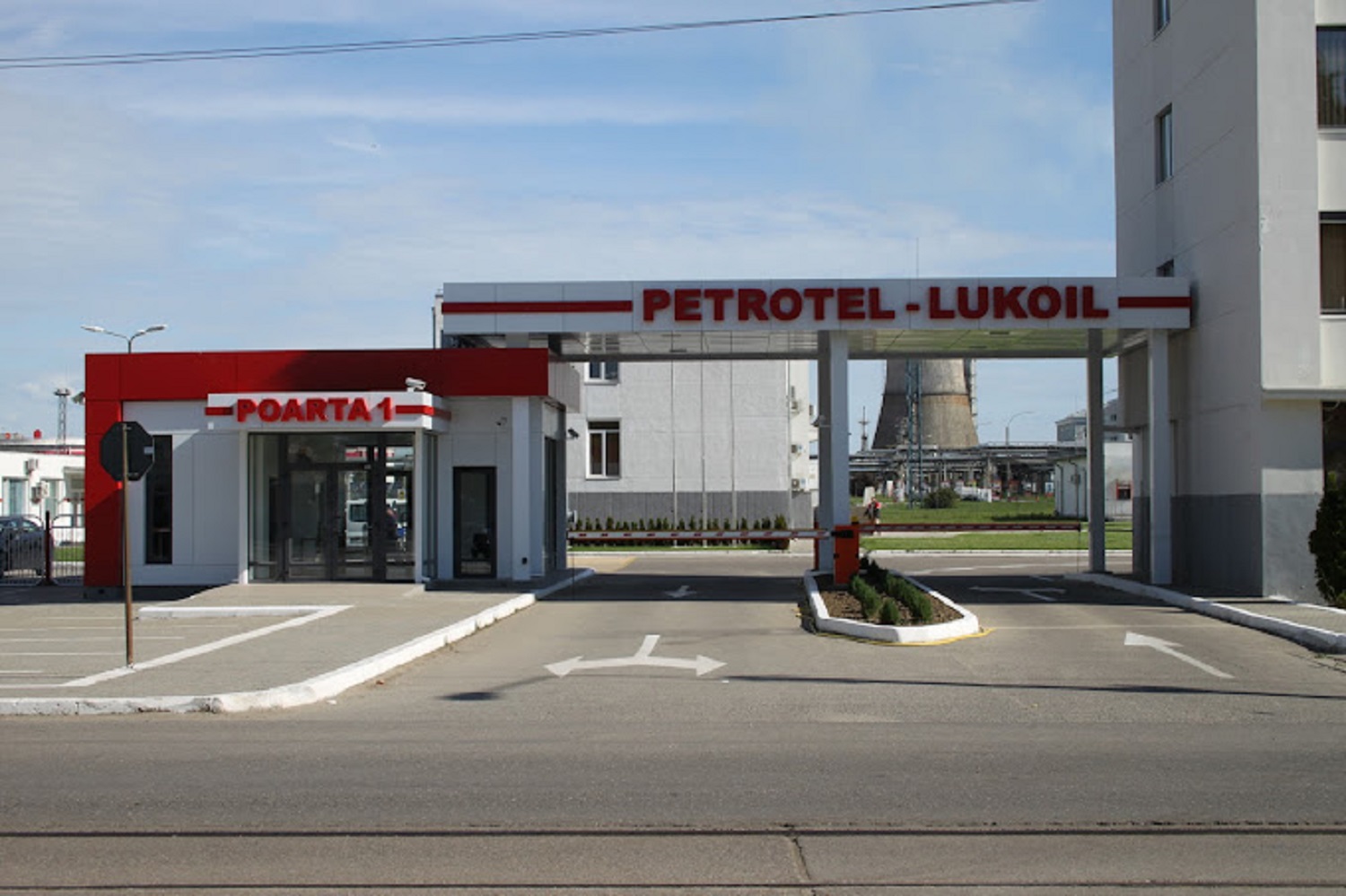 Petrotel-Lukoil ar putea intra în insolvență. Rafinăria este oprită de mai multe luni