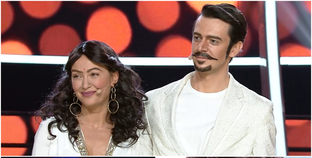 Moment de senzație la „Te cunosc de undeva!”. Anca Țurcașiu nu a mai ținut cont de nimic și și-a sărutat colegul în public