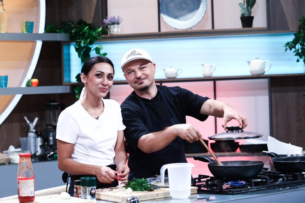 Blestemul La Familia. Nu doar Sișu a trecut prin pușcărie. Puya, noua vedetă de la „Chefi la cuțite”, și episodul care i-a marcat tinerețea