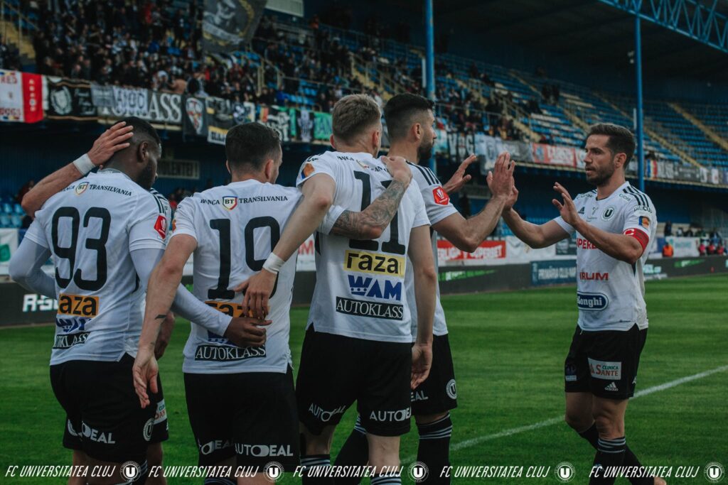 „U” Cluj s-a calificat în finala Cupei României. „Alb-negrii” dau peste Sepsi, într-un meci fără miză europeană