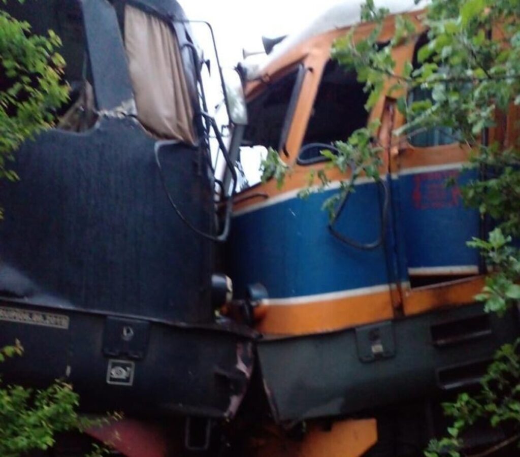 Exclusiv. Cauzele ciocnirii celor două locomotive private. Primele constatări ale anchetatorilor