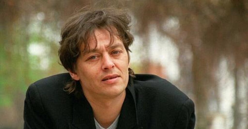 Ari Boulogne, fiul pe care Alain Delon nu l-a recunoscut niciodată, a fost găsit mort la Paris. O persoană a fost arestată