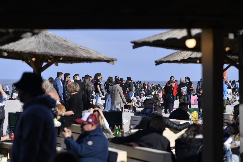 Cum a devenit Vama epicentrul distracției pentru tinerii studenți. Totul a pornit de la un conflict