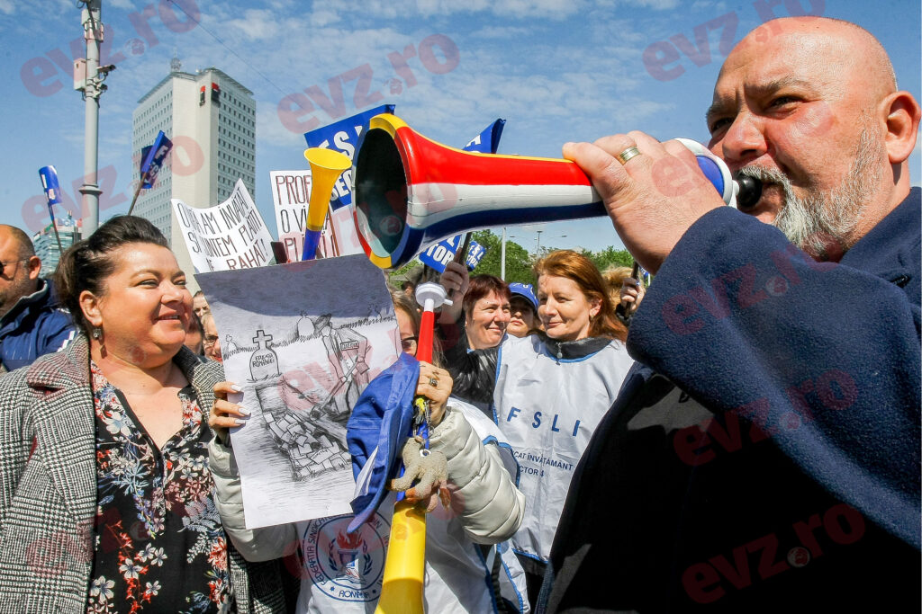 Bugetarii din Învățământ vor să-și bată joc din nou de copii și părinții care-i plătesc