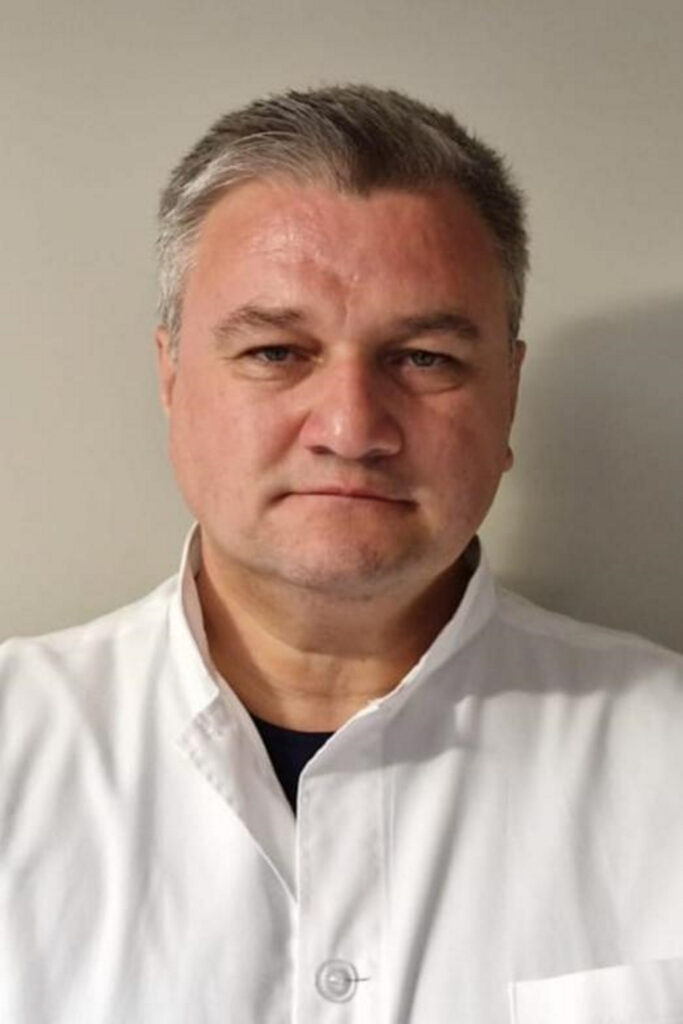 Top 100 Performeri din Sănătate. Robert Lazăr, director medical ExMedica: „Investițiile din ultimul an au fost diverse”