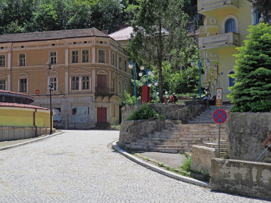 Stațiunea din România unde femeile caută tinerețea veșnică. Care sunt atuurile locului