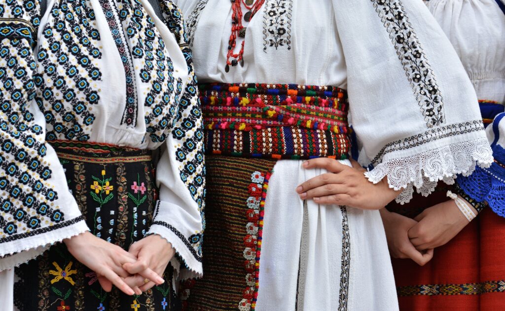 Povestea neștiută a unei îndrăgite cântărețe de muzică populară: face tancuri și îl iubește pe Băsescu