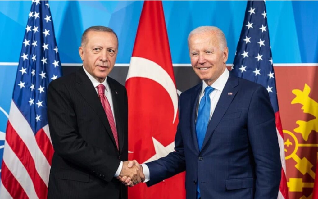 Erdogan și Biden, discuție decisivă la summitul NATO. Marea miză aflată în joc