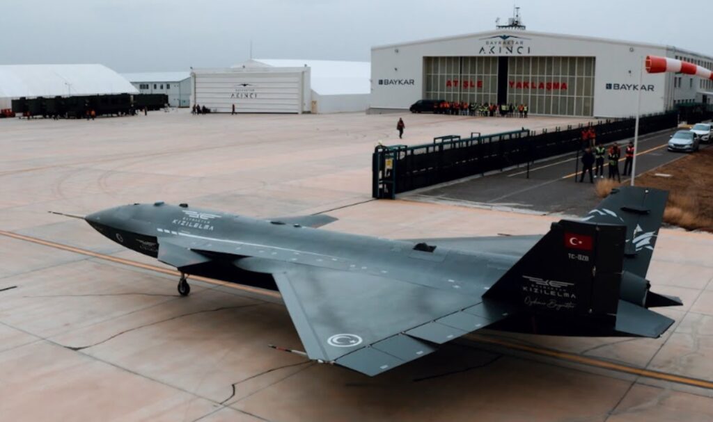Noua dronă militară Kizilelma intră în fabricație de serie. Turcii lansează o nouă armă devastatoare după succesul Bayraktar TB-2. Video