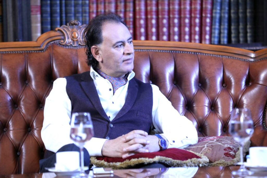 Mohammad Murad nu a fugit în Liban, cum s-a speculat. E în România. Despre Dan Diaconescu: „Așa sunt eu băiat bun”