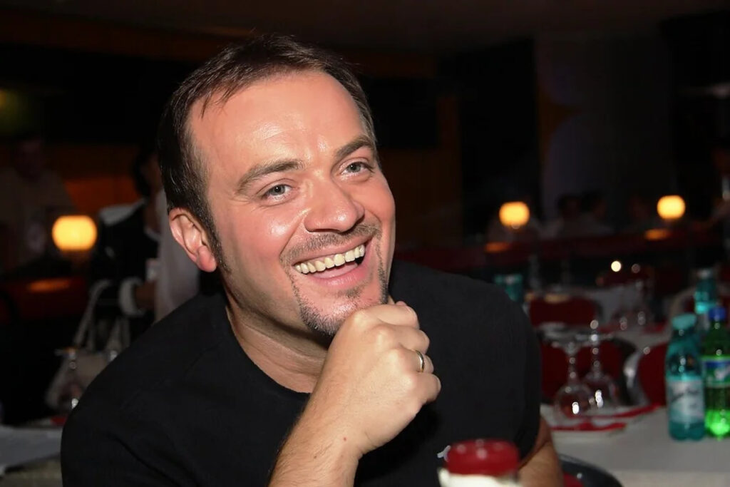 Ce s-a ales de regele Facebook-ului din România. Câți bani a câștigat Tony Poptamas