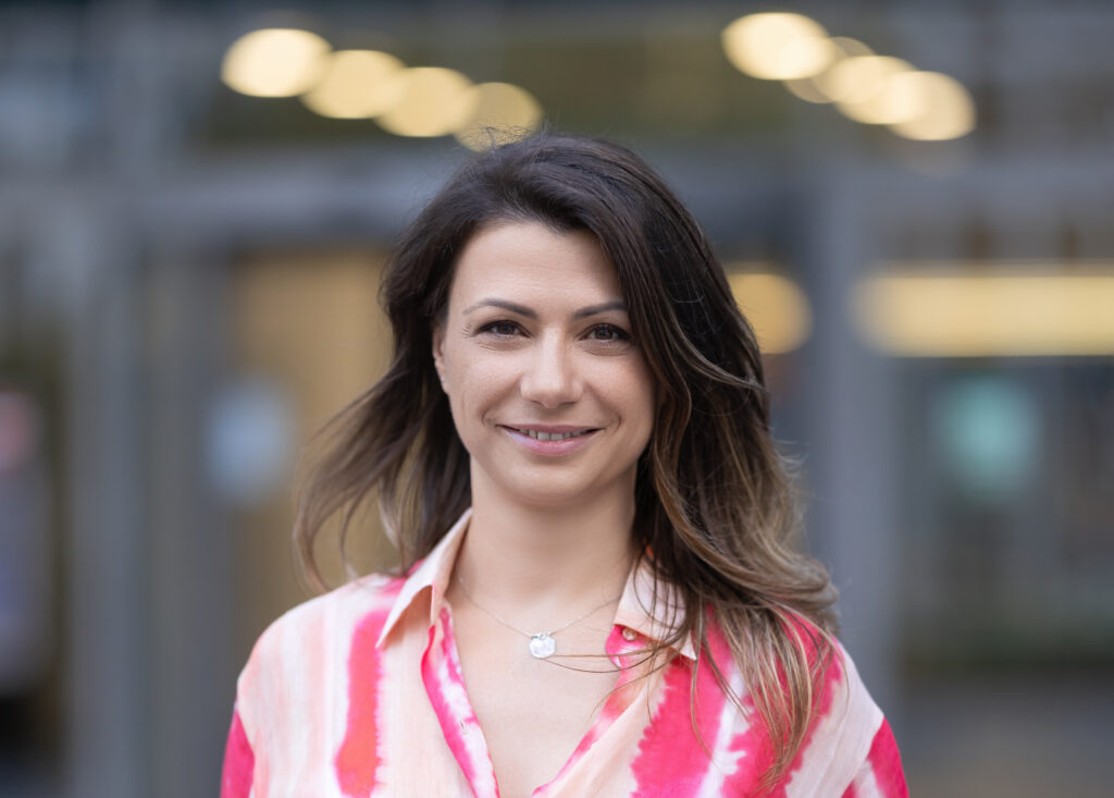 Top 100 femei de succes 2023. Irina Pencea, eMAG: "Ne propunem să fim parte din rutina de zi de zi de shopping a românilor"