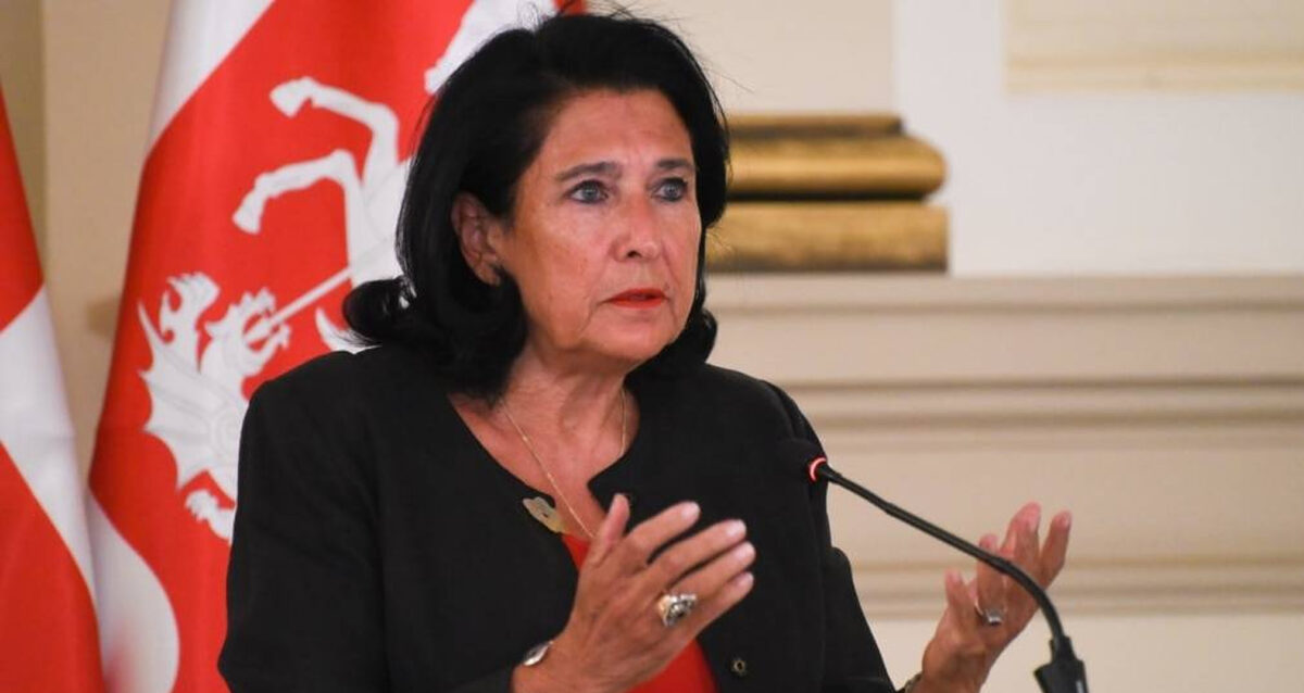 Preşedinta Georgiei vrea să vină în Ucraina şi a dat de înţeles Kievului că trebuie să depăşească „problema Saakaşvili”