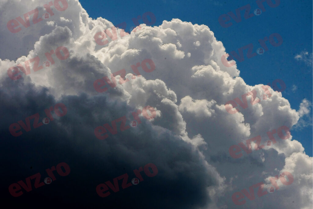 Caniculă, grindină și vijelii. Prognoza meteo, actualizată