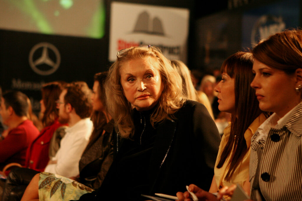 Ultimele discuții telefonice ale Marianei Moculescu cu Zina Dumitrescu. „Mama modei românești” ar fi fost ținută sub control de cineva