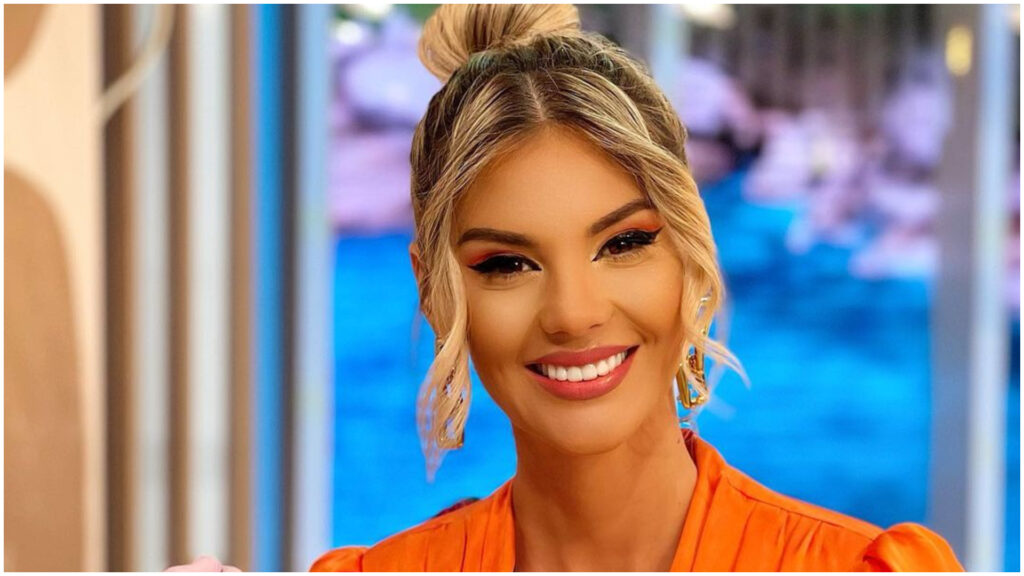 Ramona Olaru n-a încheiat socotelile cu fostul iubit. Detaliul care a dat-o de gol