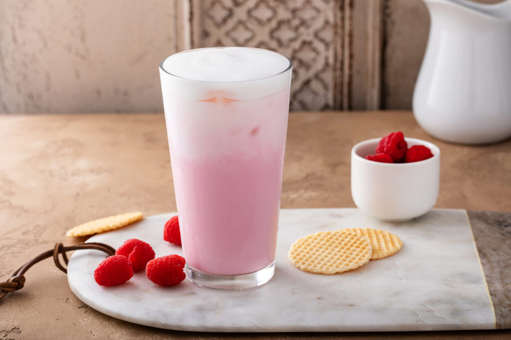 Desertul perfect pentru vară, gata în doar cinci minute. Ai nevoie de patru ingrediente pentru prepararea sa