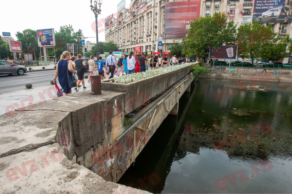 Noi probleme în zona Piața Unirii. Pericol pentru traficul din zonă