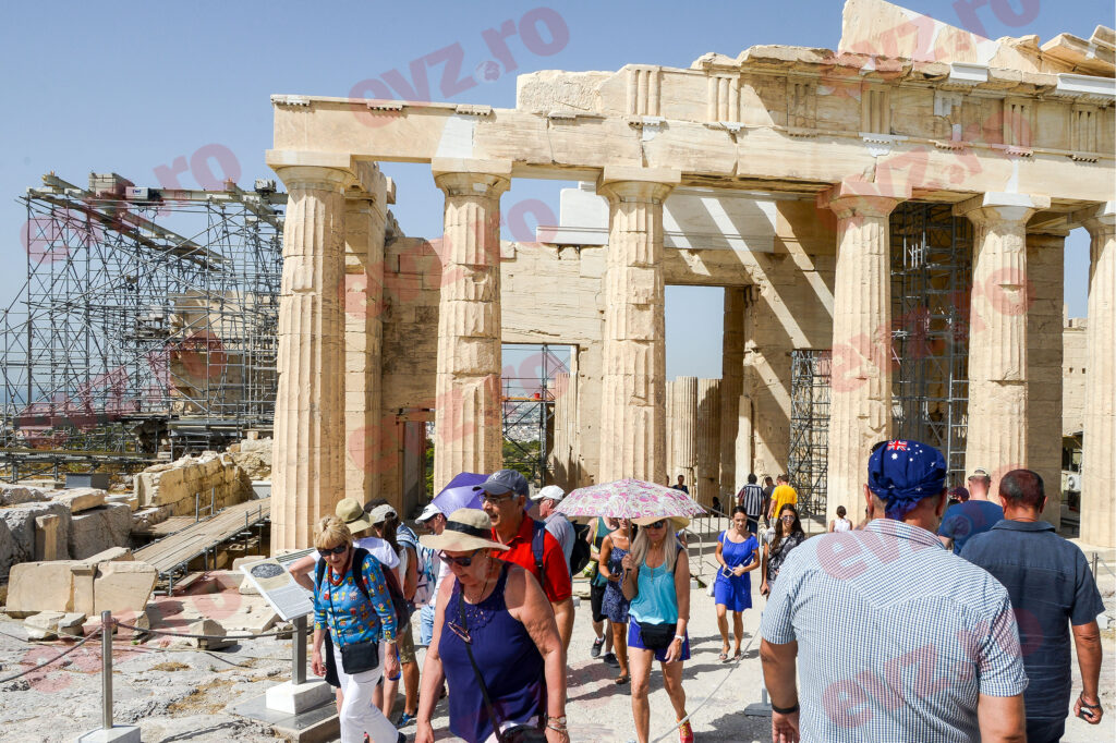 Vacanțe mai scumpe pentru români în 2024. Țările care impun noi taxe