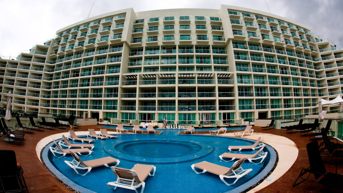 Bulgaria vrea să renunțe la serviciile all inclusive. Reacția agențiilor de turism