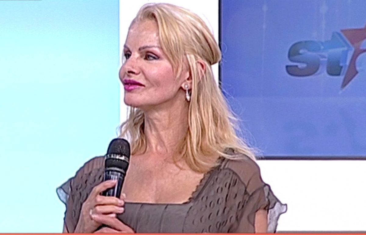 Anastasia Lazariuc îşi serbează ziua de naştere. Calea de la copilăria grea la „privighetoarea Moldovei”