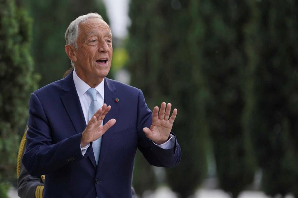 Preşedintele şi-a pierdut cunoştinţa în public. Momente de derută în Portugalia